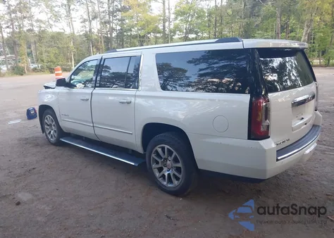 2017 GMC Yukon Xl Denali z USA, uszkodzony, nr VIN 1GKS2HKJ7HR178961